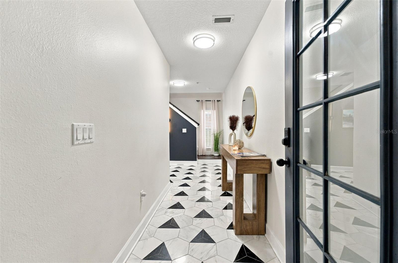 3111 W DE LEON ST #9 — photo 2
