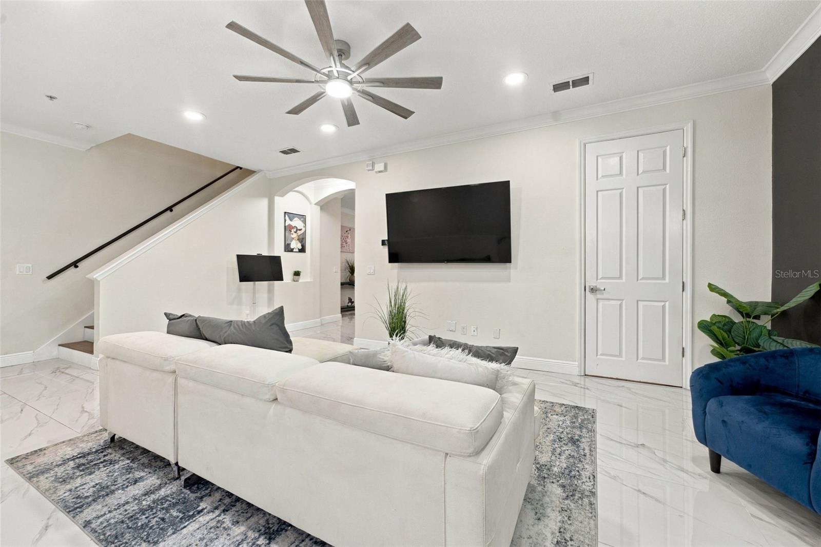3111 W DE LEON ST #9 — photo 7