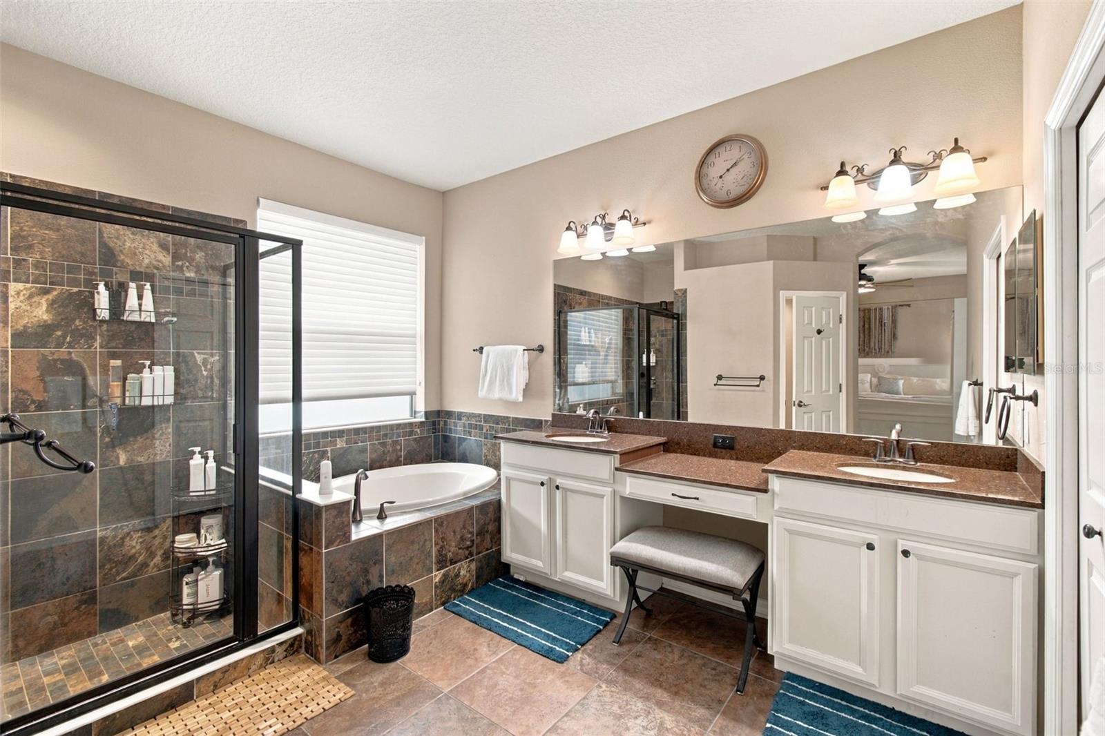 11009 ROCKLEDGE VIEW DR — photo 31