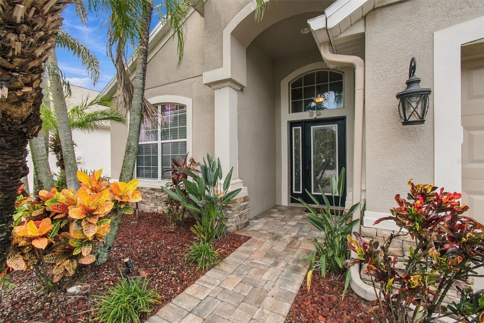 11009 ROCKLEDGE VIEW DR — photo 2