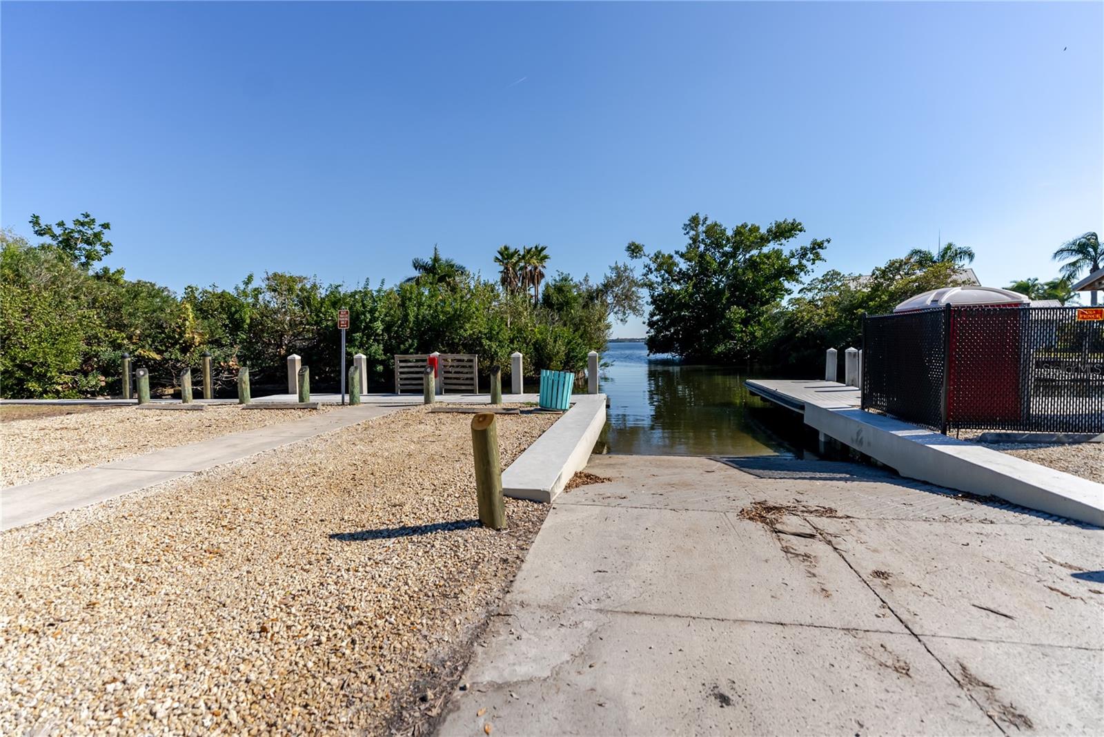 360 S ORCHID DR — photo 4