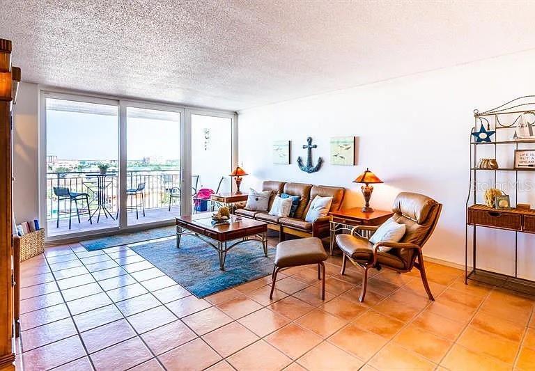 675 S GULFVIEW BLVD #805 — photo 2