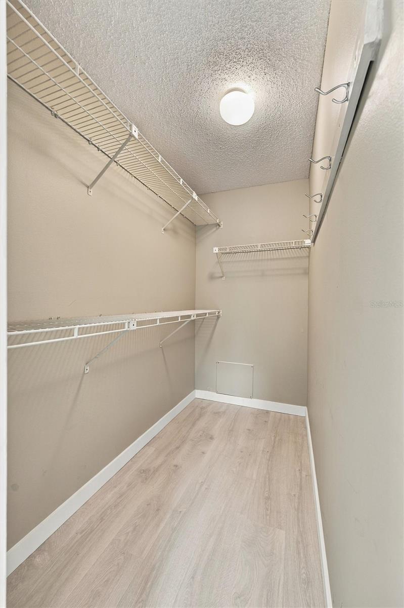 3265 BENEVA RD #104 — photo 22