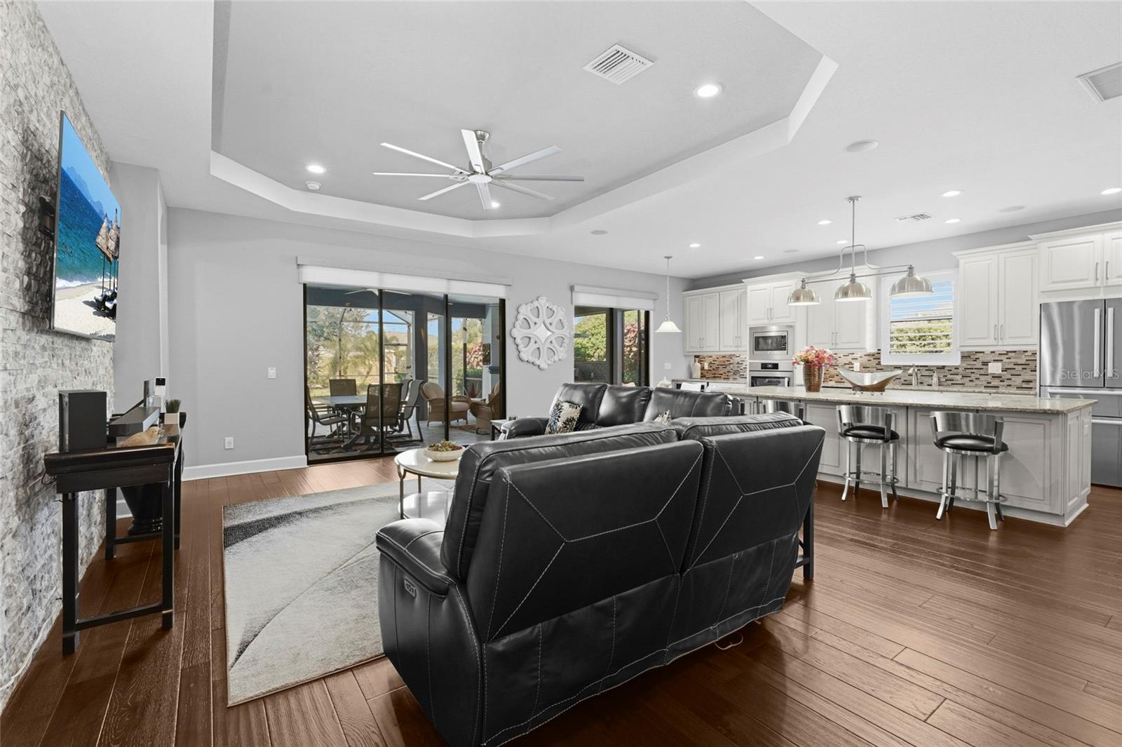 13227 PALERMO DR — photo 28