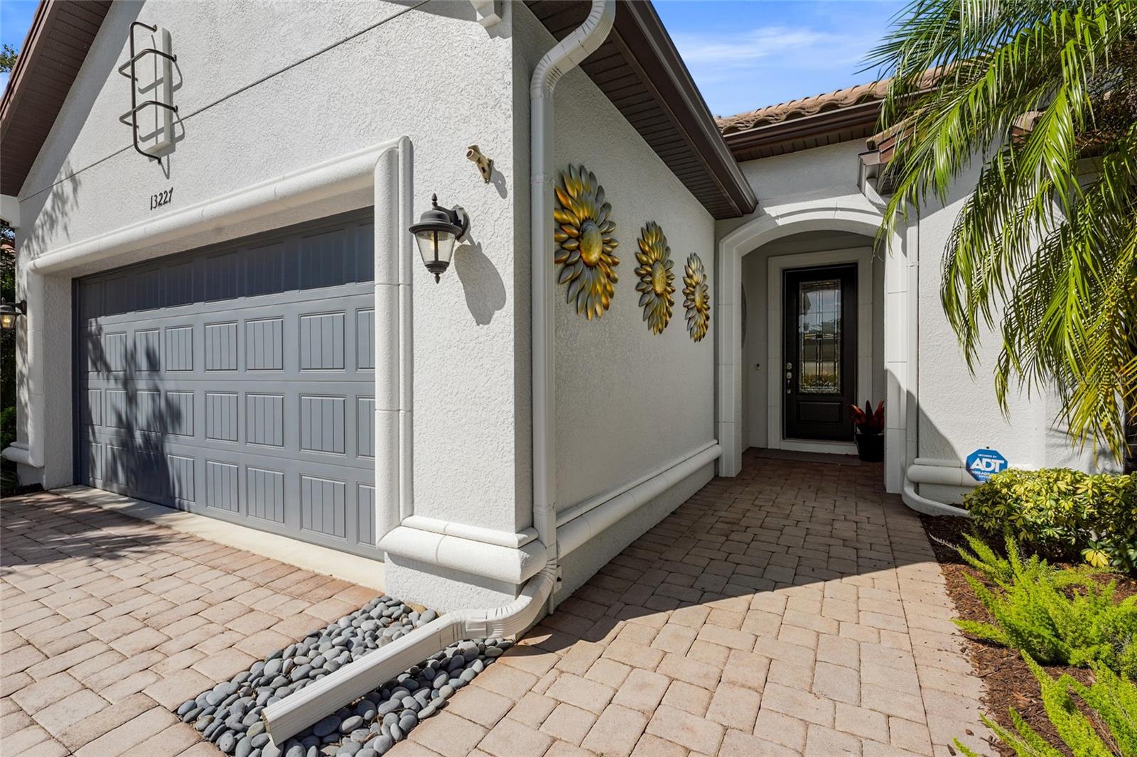 13227 PALERMO DR — photo 22