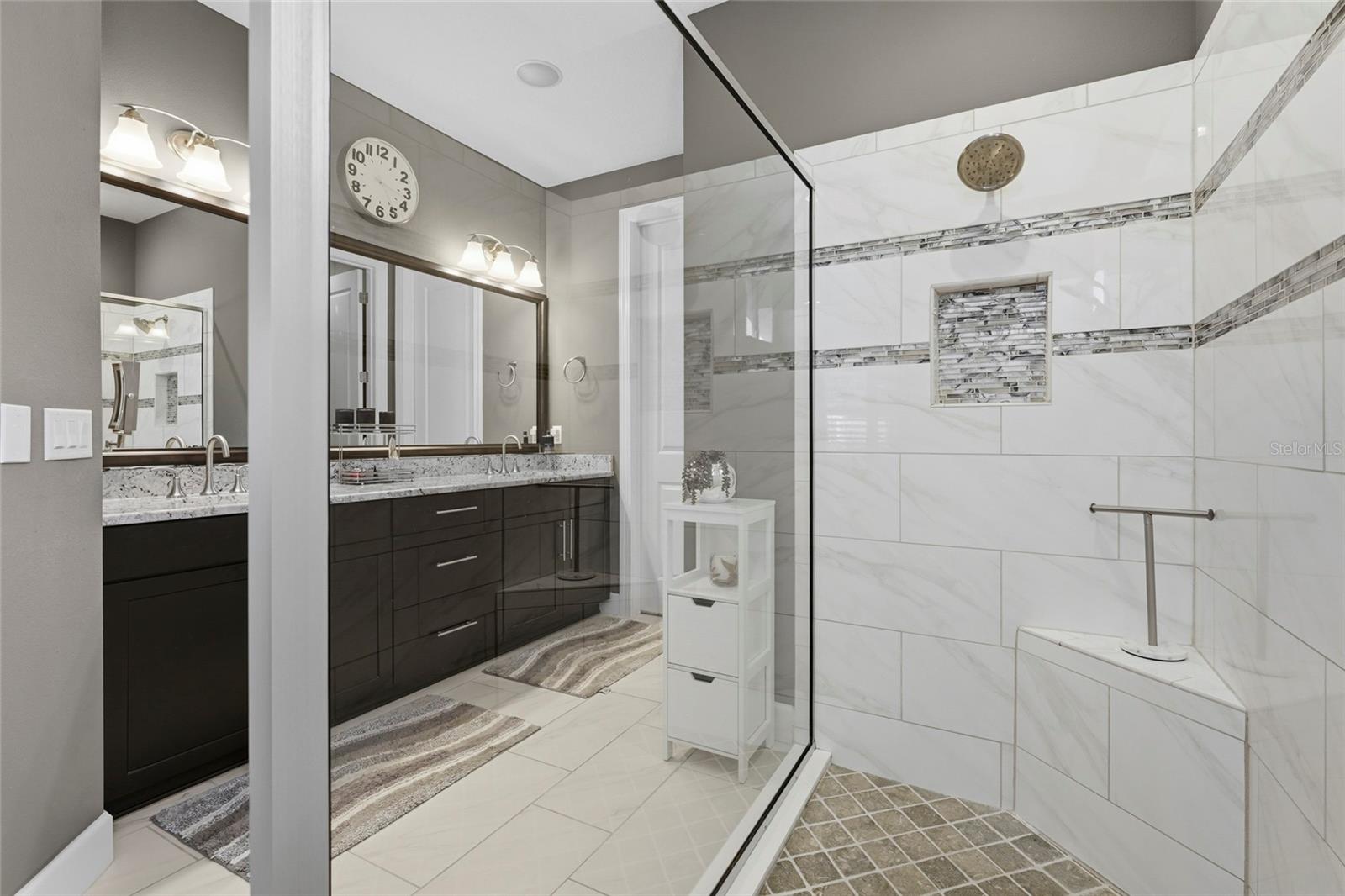 13227 PALERMO DR — photo 34
