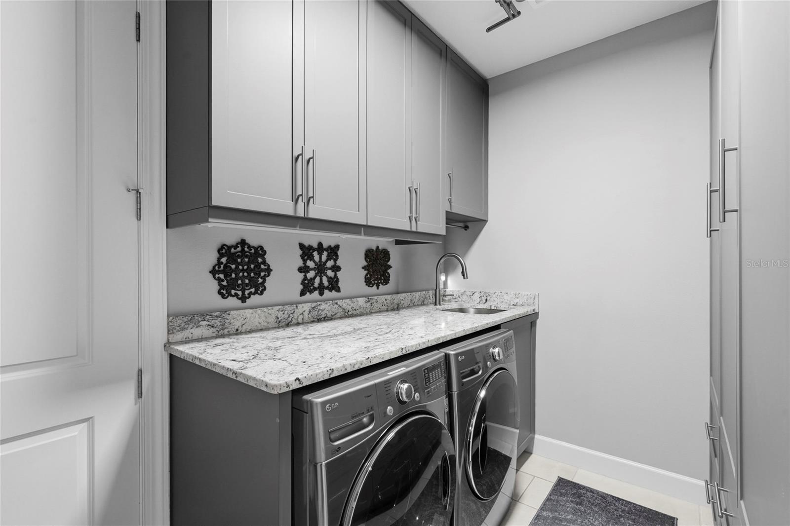 13227 PALERMO DR — photo 43
