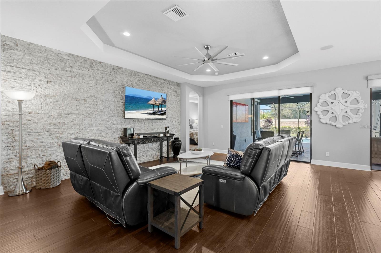 13227 PALERMO DR — photo 4