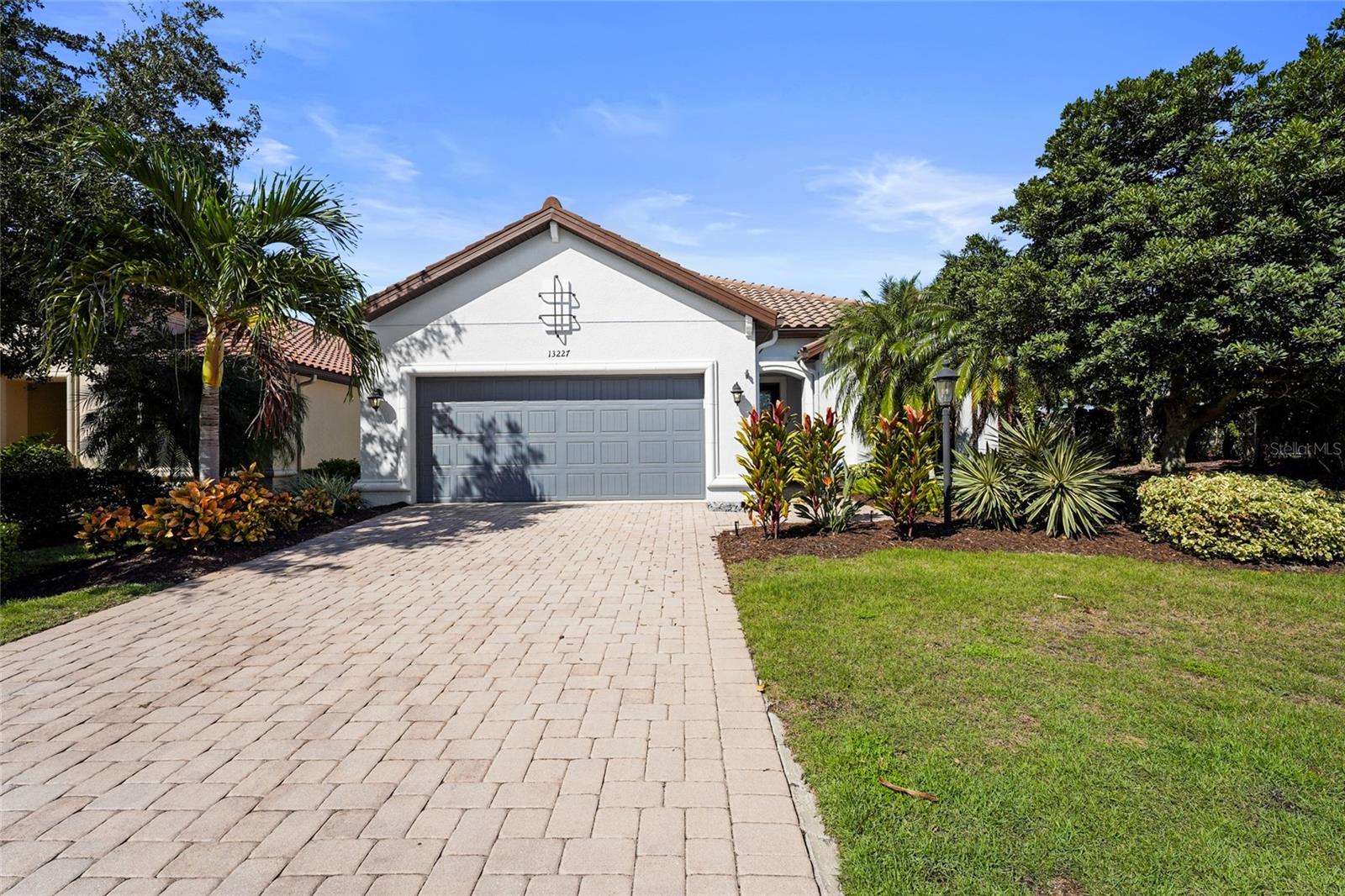 13227 PALERMO DR — photo 21