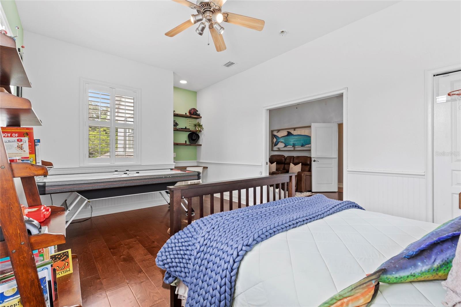19601 EAGLE CREST DR — photo 46