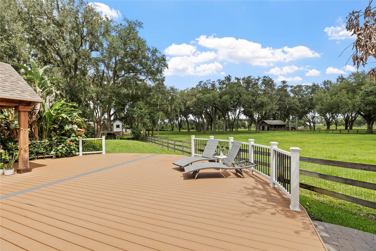 19601 EAGLE CREST DR — photo 76