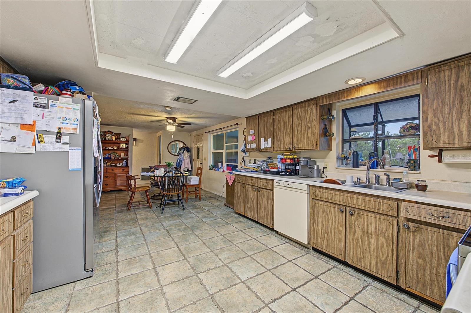 7916 SLATE CT — photo 17