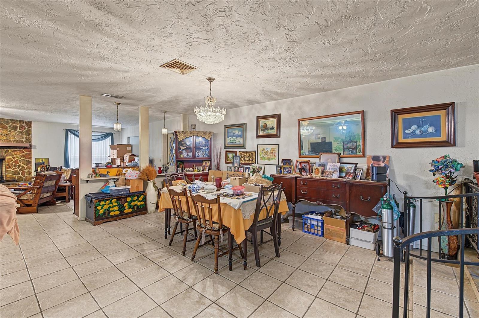 7916 SLATE CT — photo 18