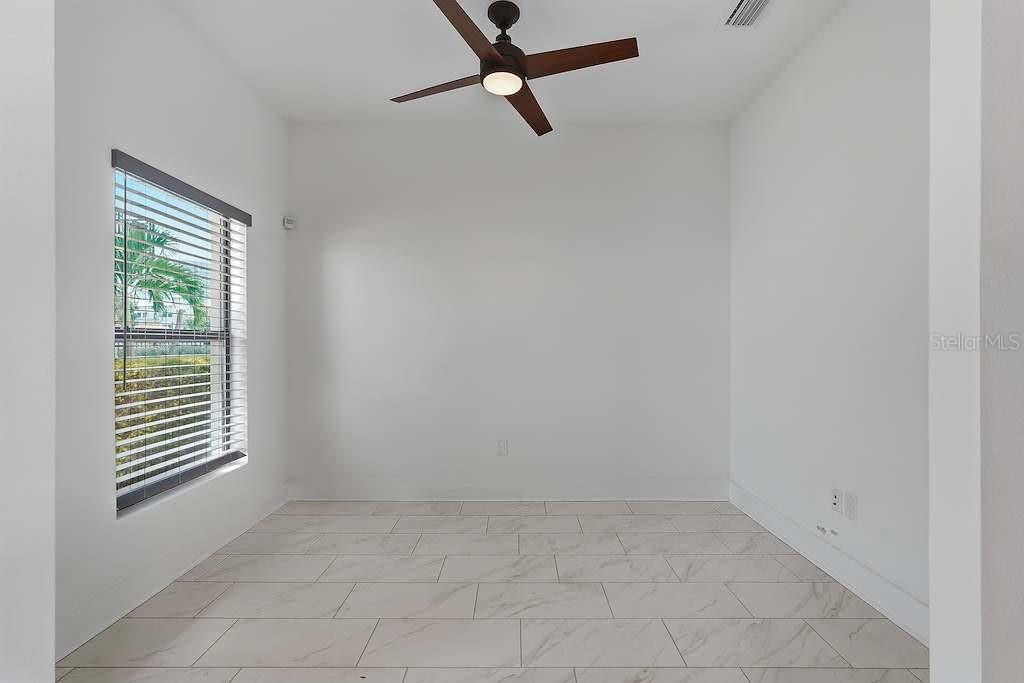 4810 W MCELROY AVE #29 — photo 8