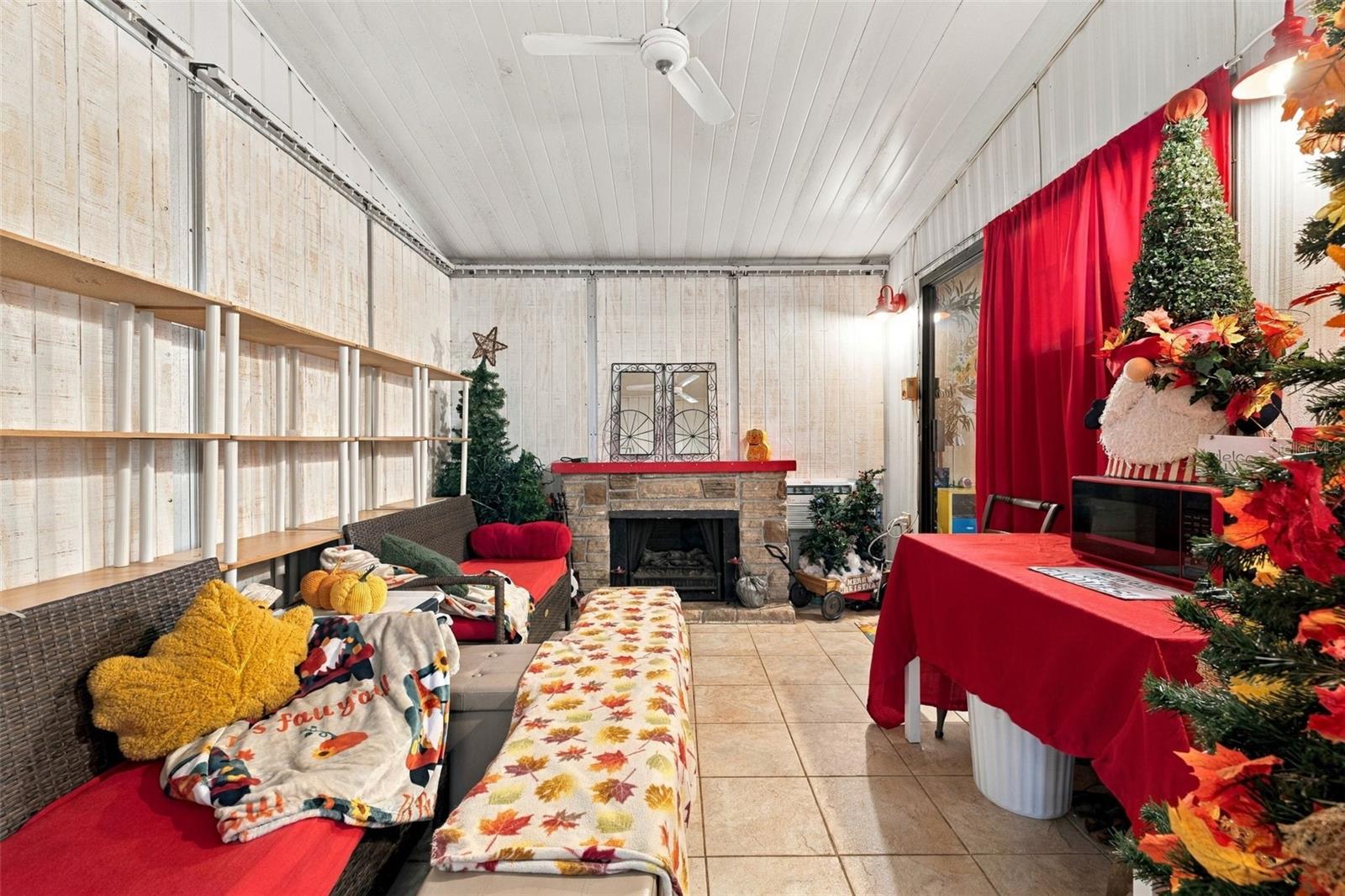 3407 TIKI DR — photo 18
