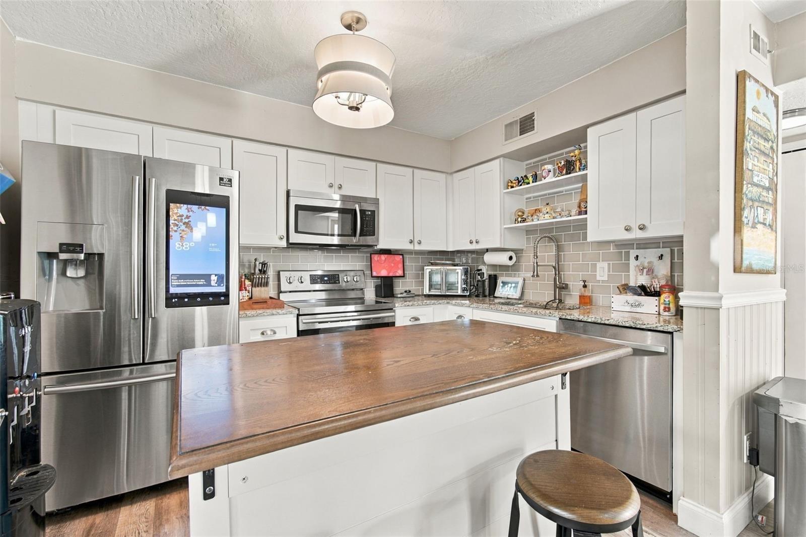 1880 CLEARBROOKE DR — photo 4