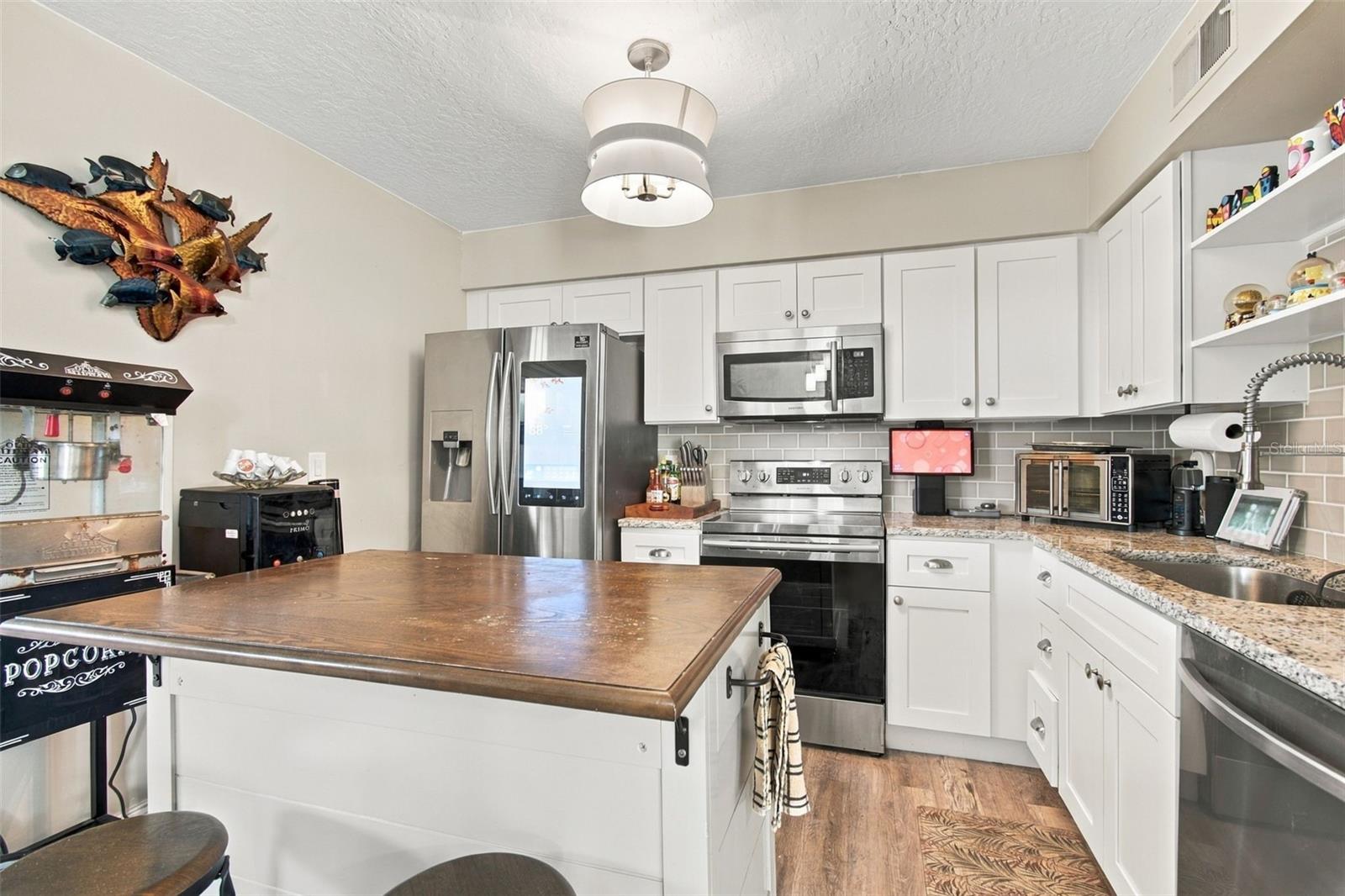 1880 CLEARBROOKE DR — photo 2