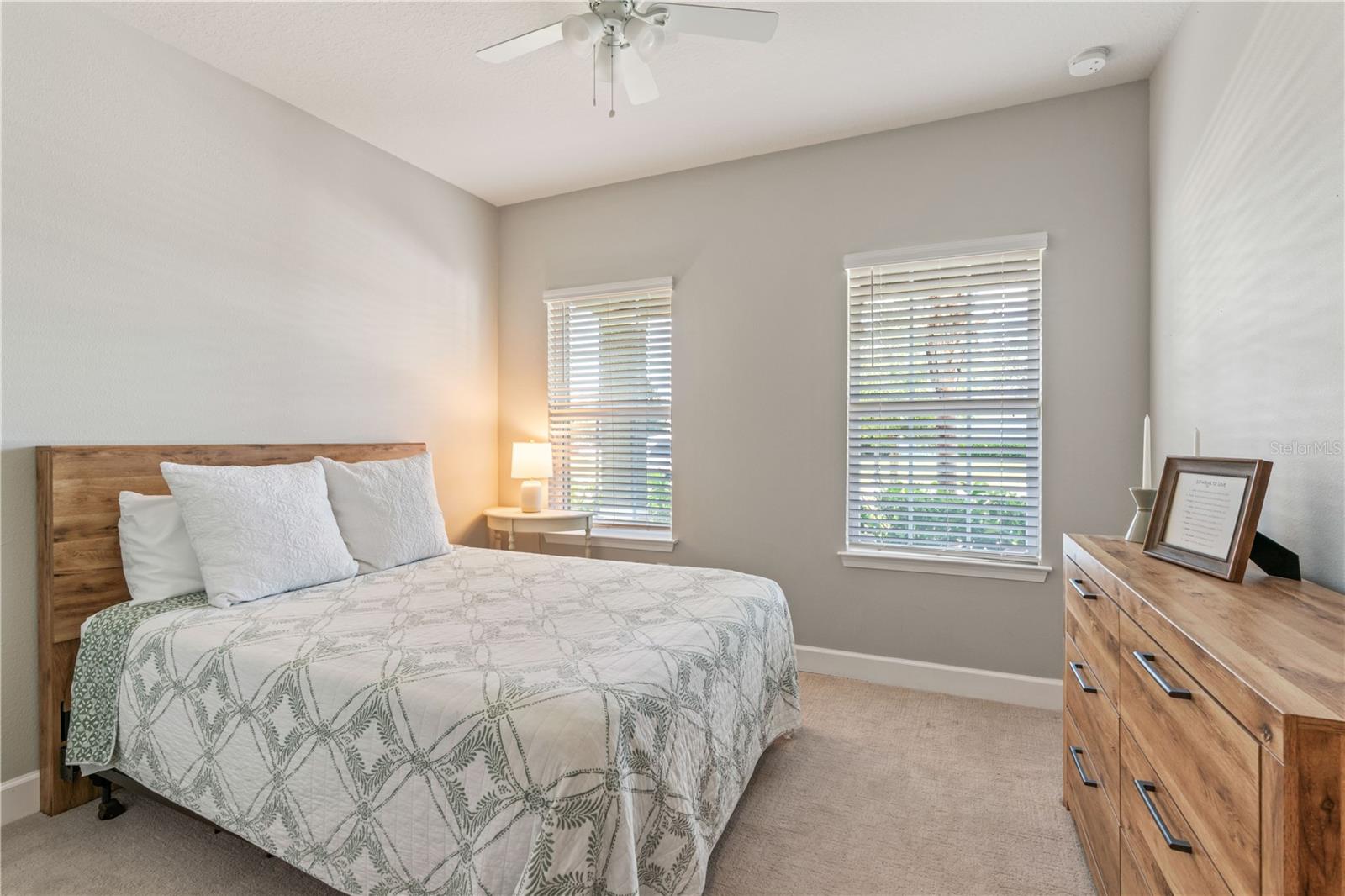 2443 PORTICO ST — photo 5
