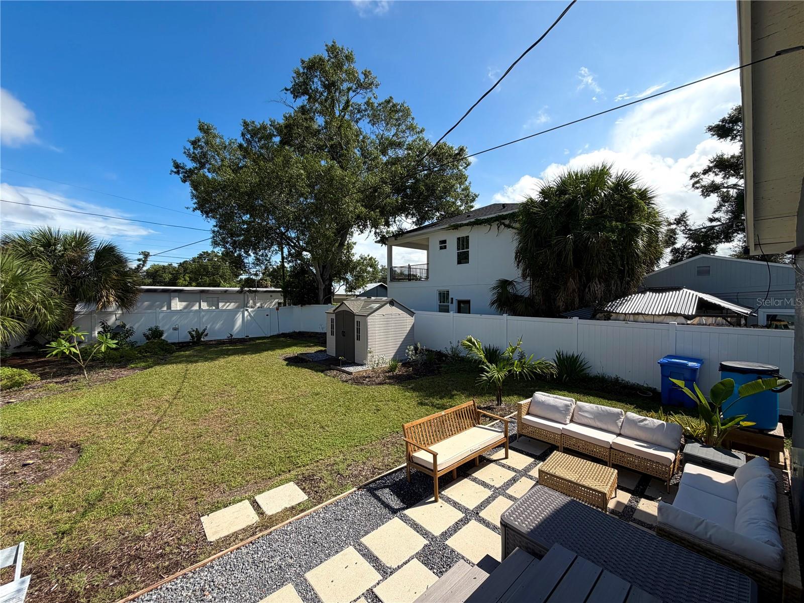 4623 IRIS ST N — photo 29