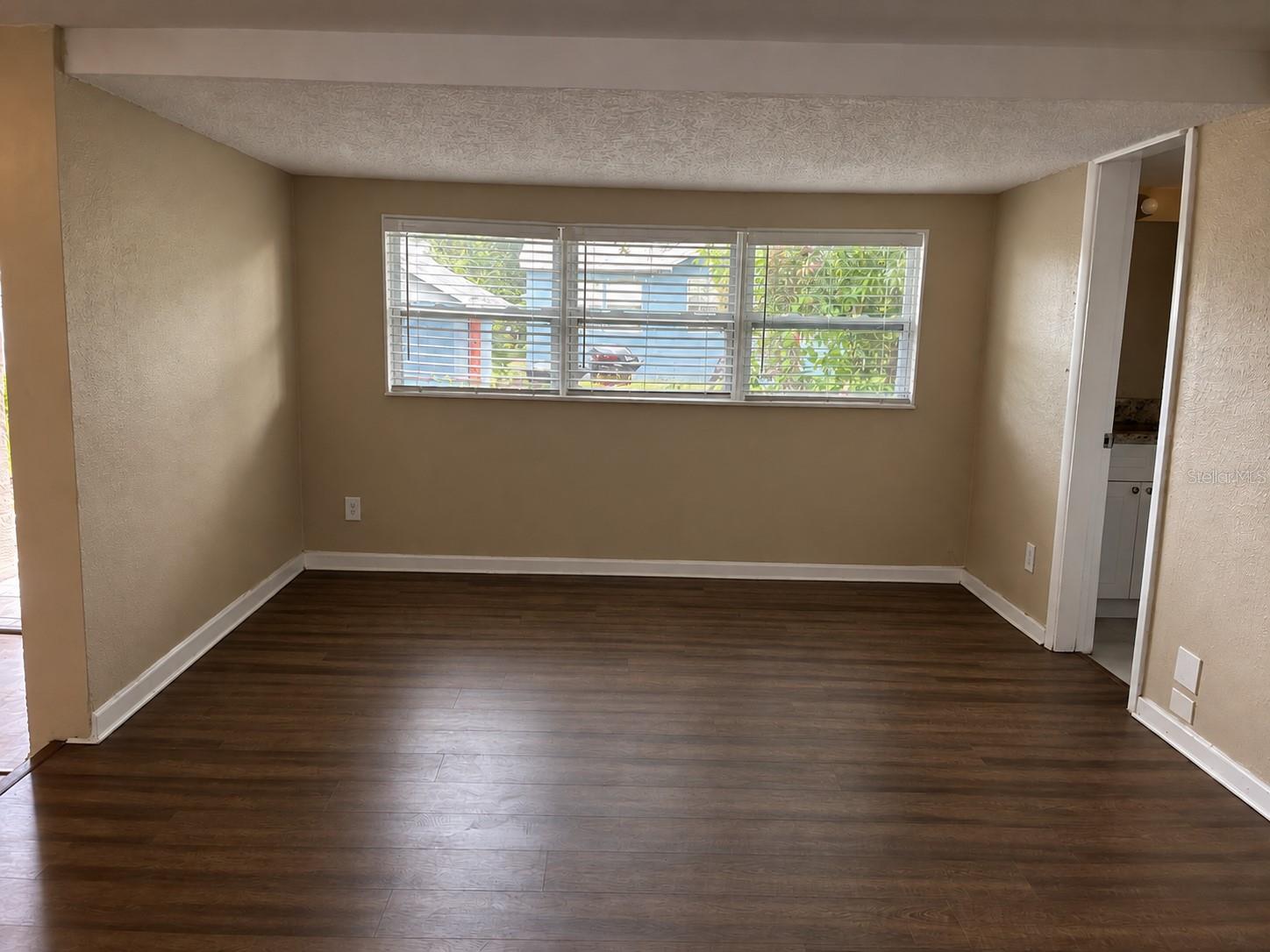 1720 GRANVILLE CT S — photo 6