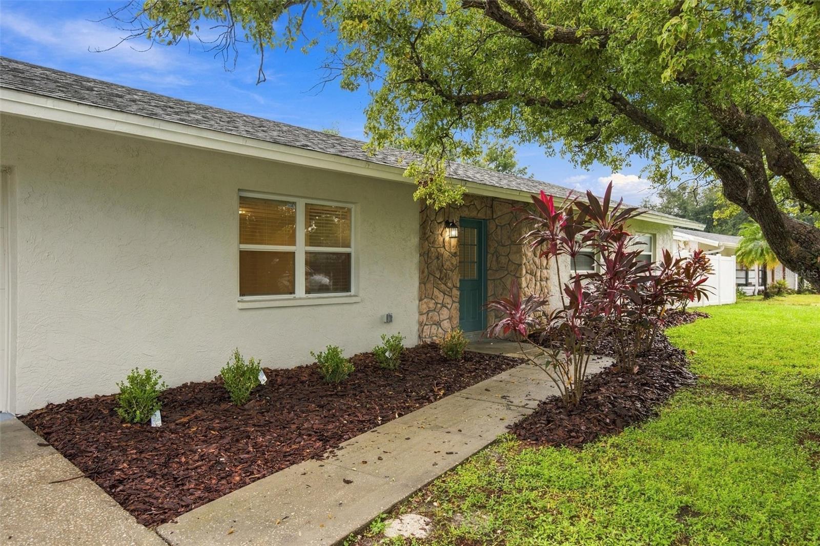 3205 DUNBAR DR — photo 2