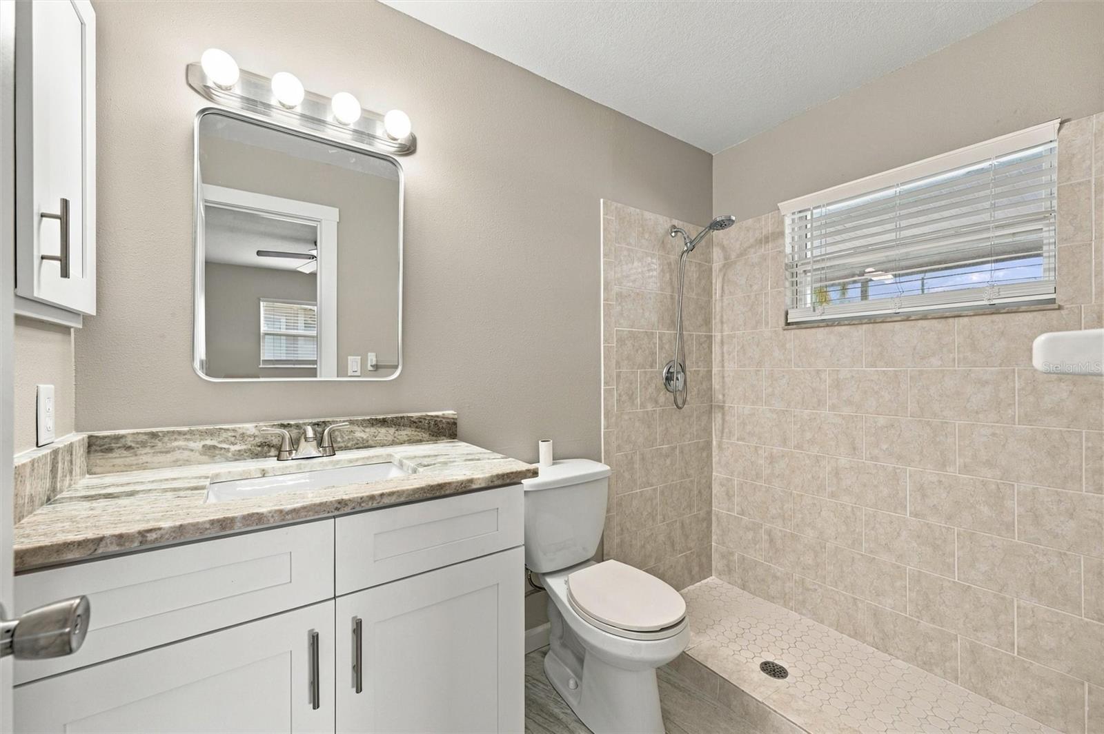 3205 DUNBAR DR — photo 30