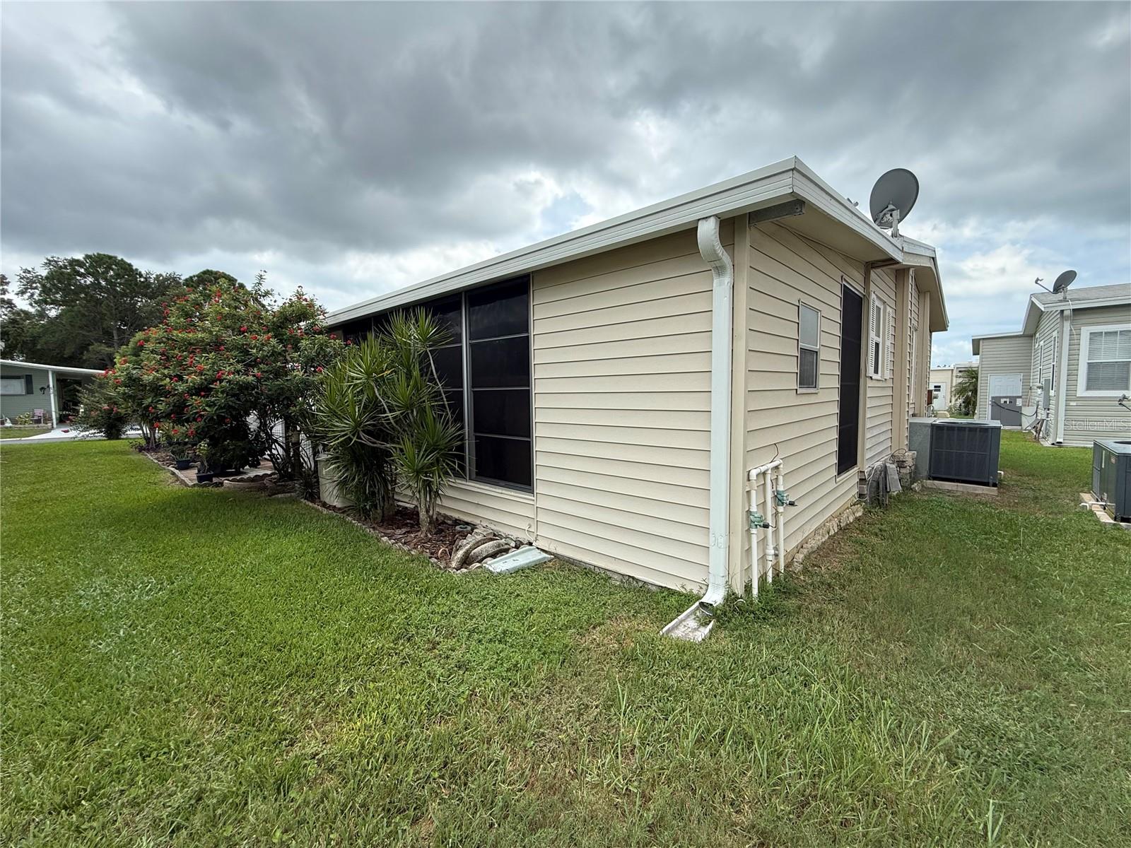 12501 ULMERTON RD #181 — photo 56