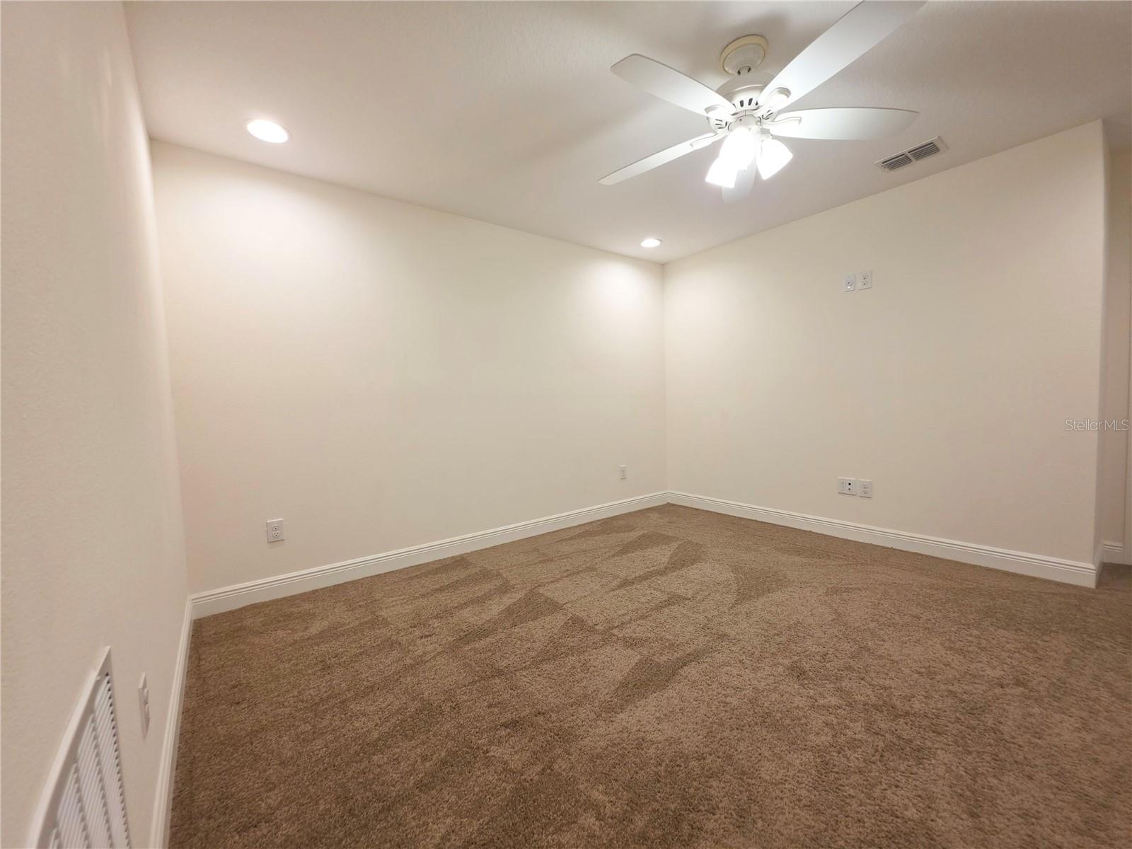 14243 DAMSELFLY DR — photo 32