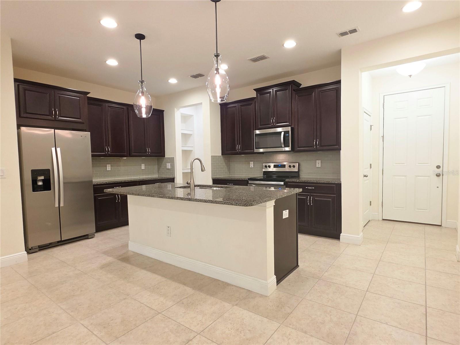 14243 DAMSELFLY DR — photo 7