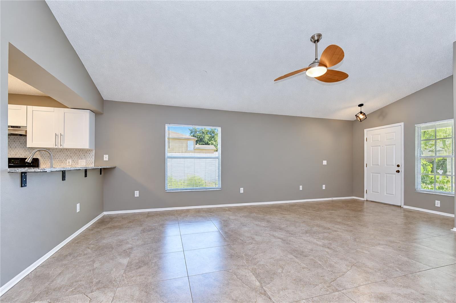 8736 MORRISON OAKS CT — photo 12