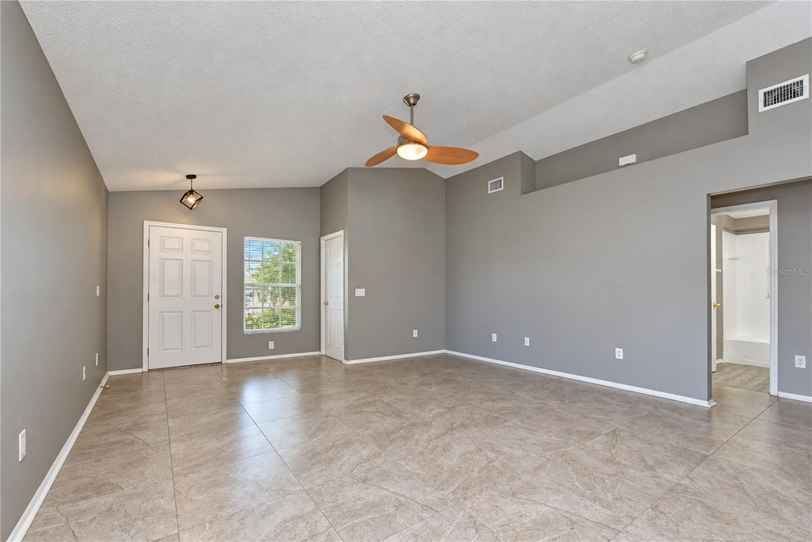 8736 MORRISON OAKS CT — photo 7