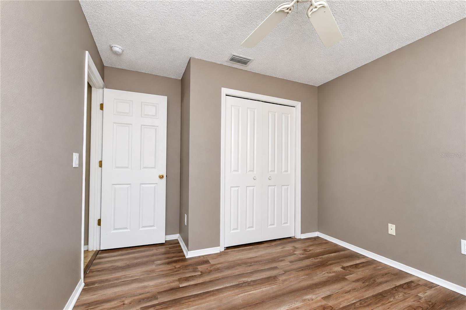 8736 MORRISON OAKS CT — photo 36