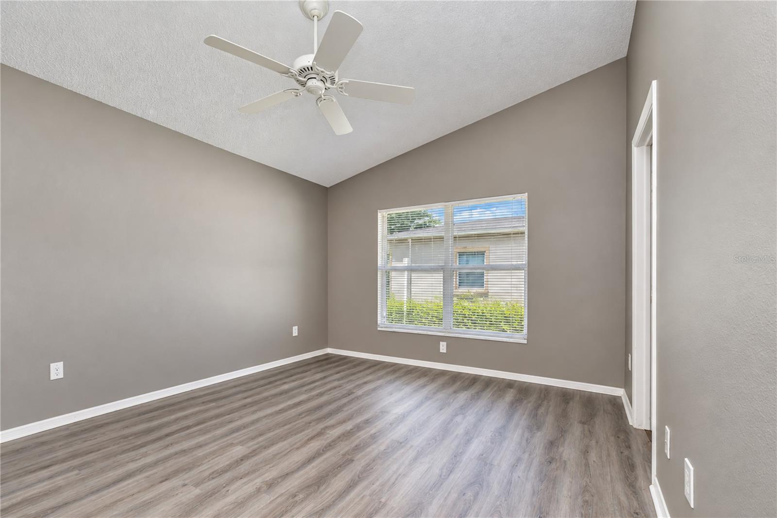 8736 MORRISON OAKS CT — photo 22