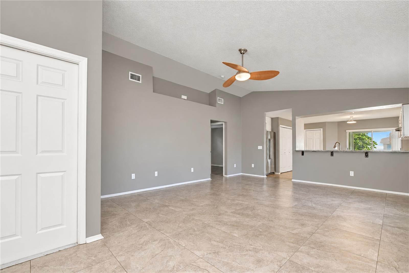 8736 MORRISON OAKS CT — photo 8