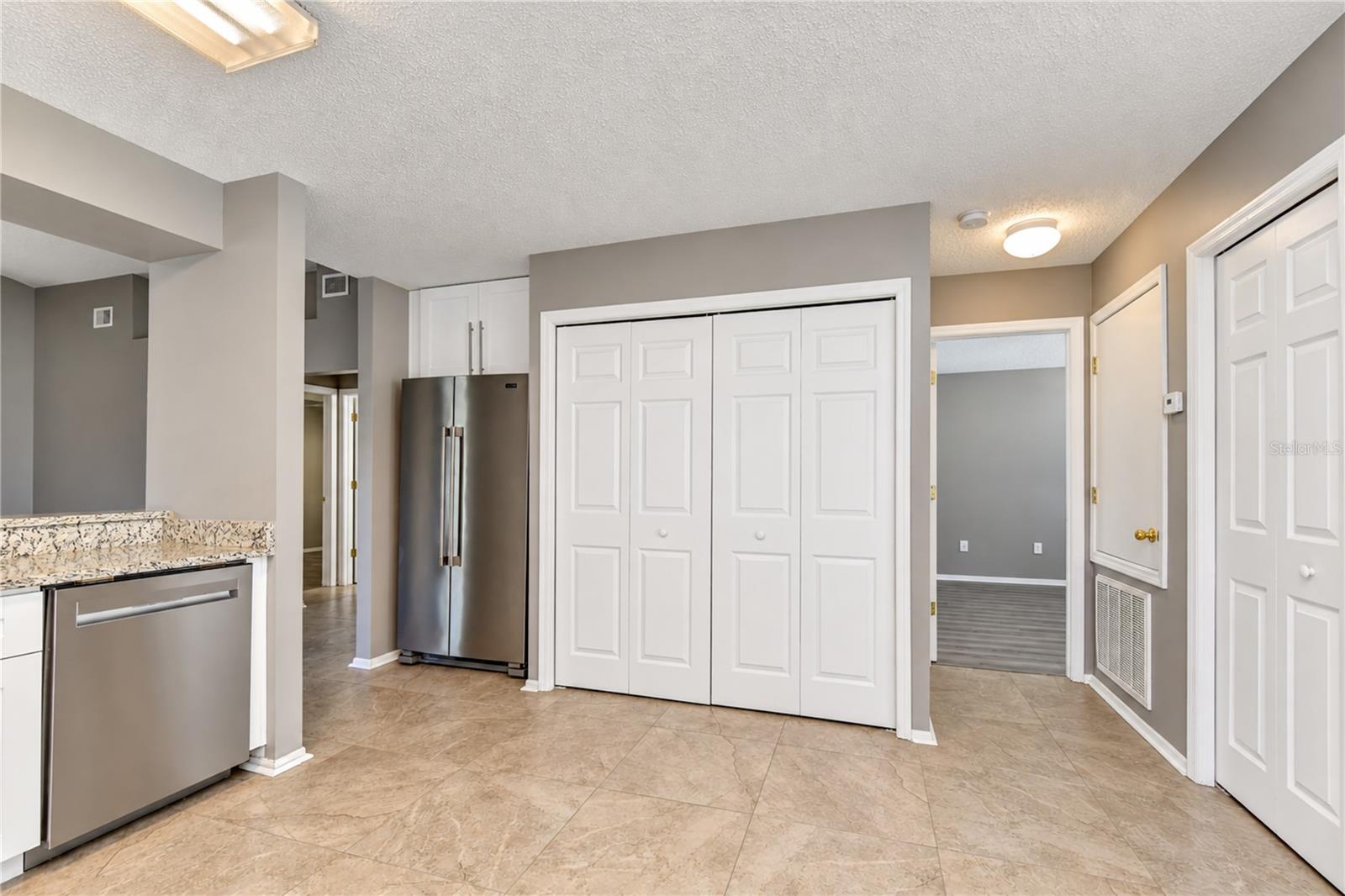 8736 MORRISON OAKS CT — photo 21