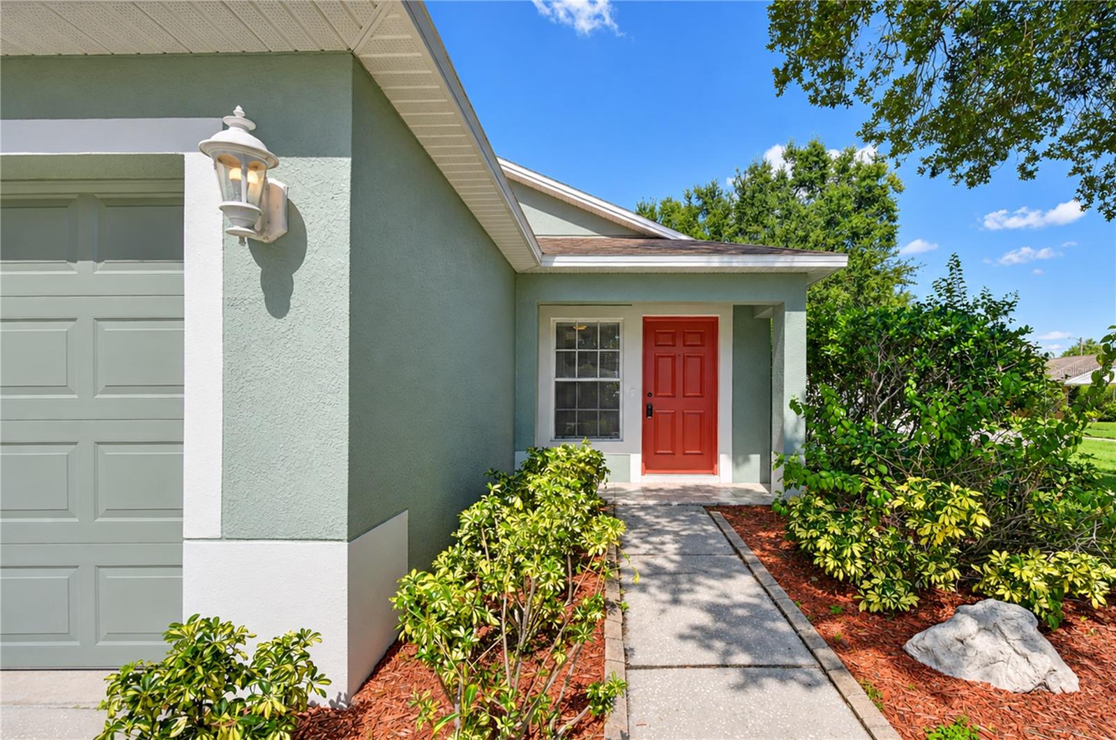 8736 MORRISON OAKS CT — photo 2