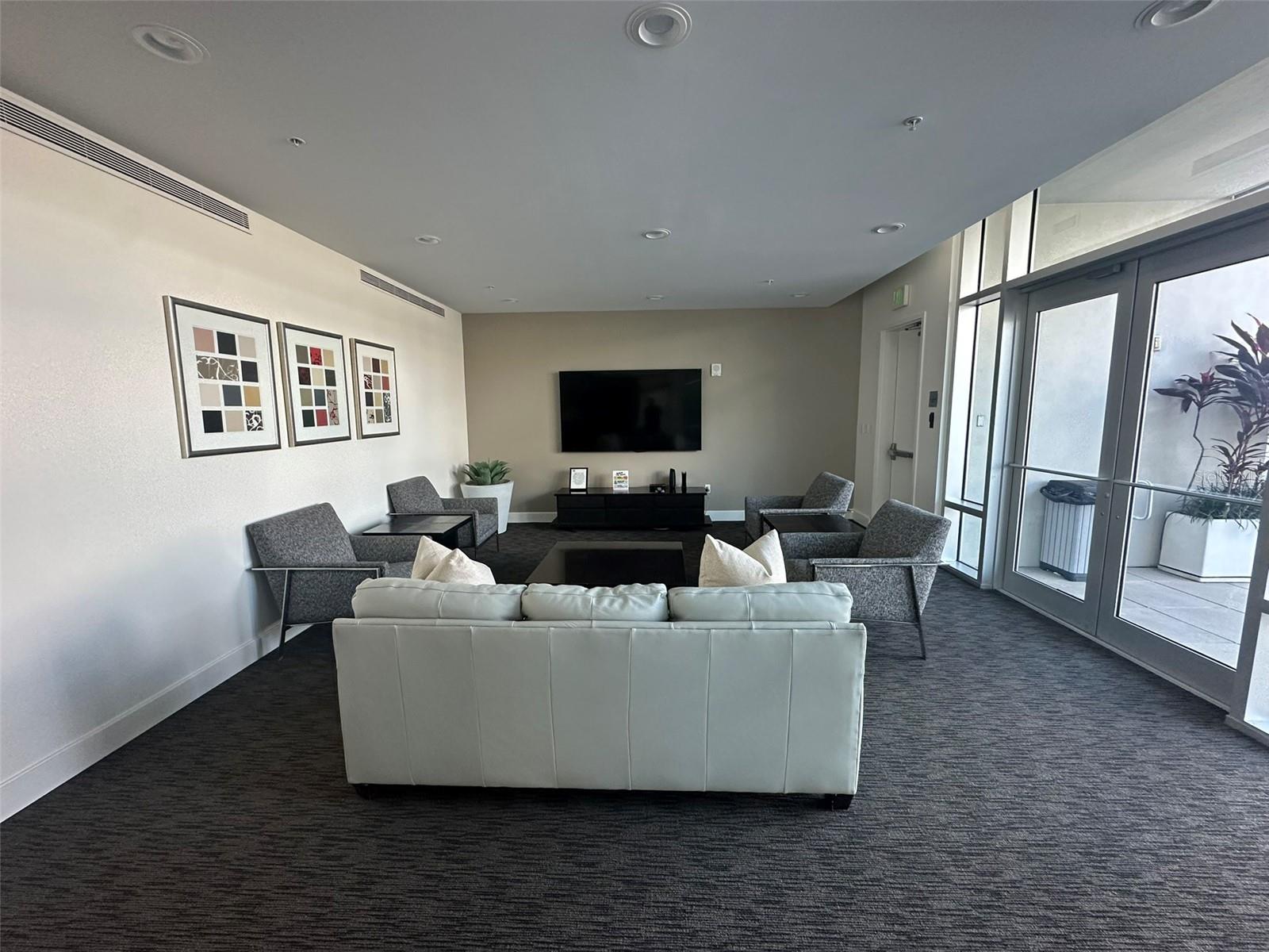 400 4TH AVE S #1207 — photo 48