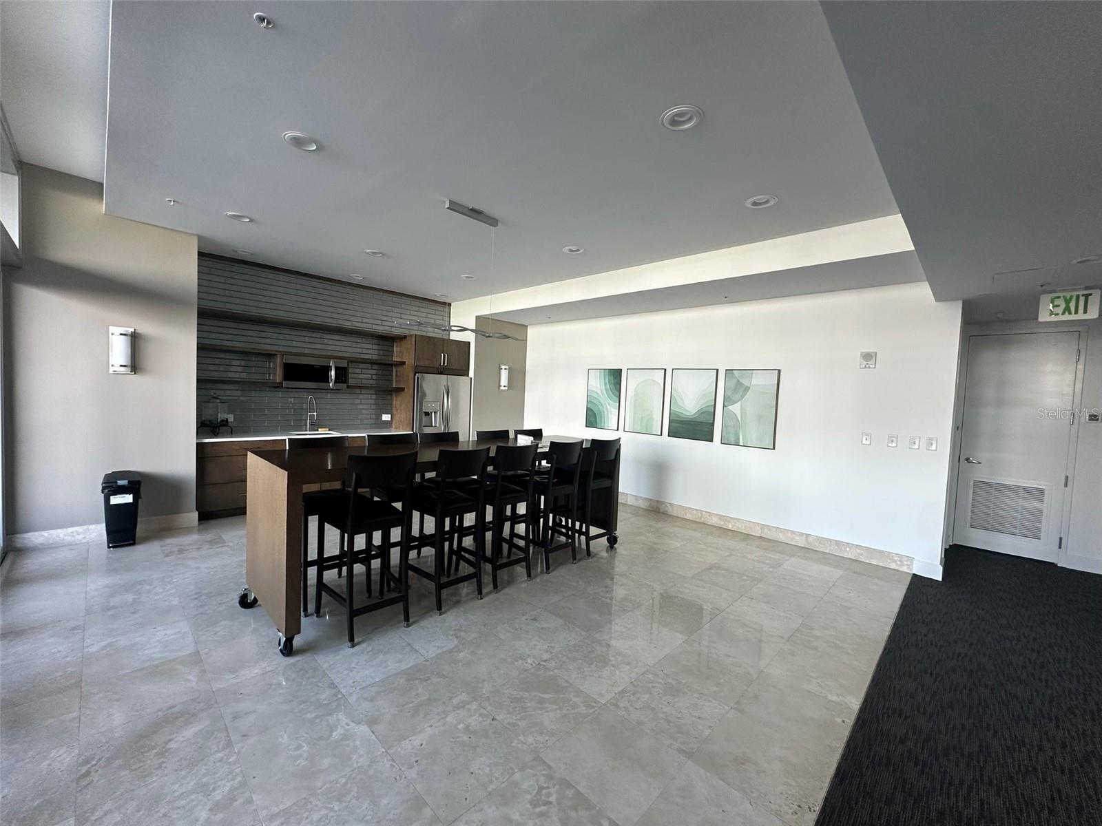 400 4TH AVE S #1207 — photo 47