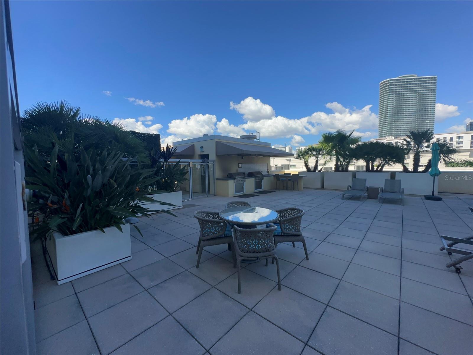 400 4TH AVE S #1207 — photo 52