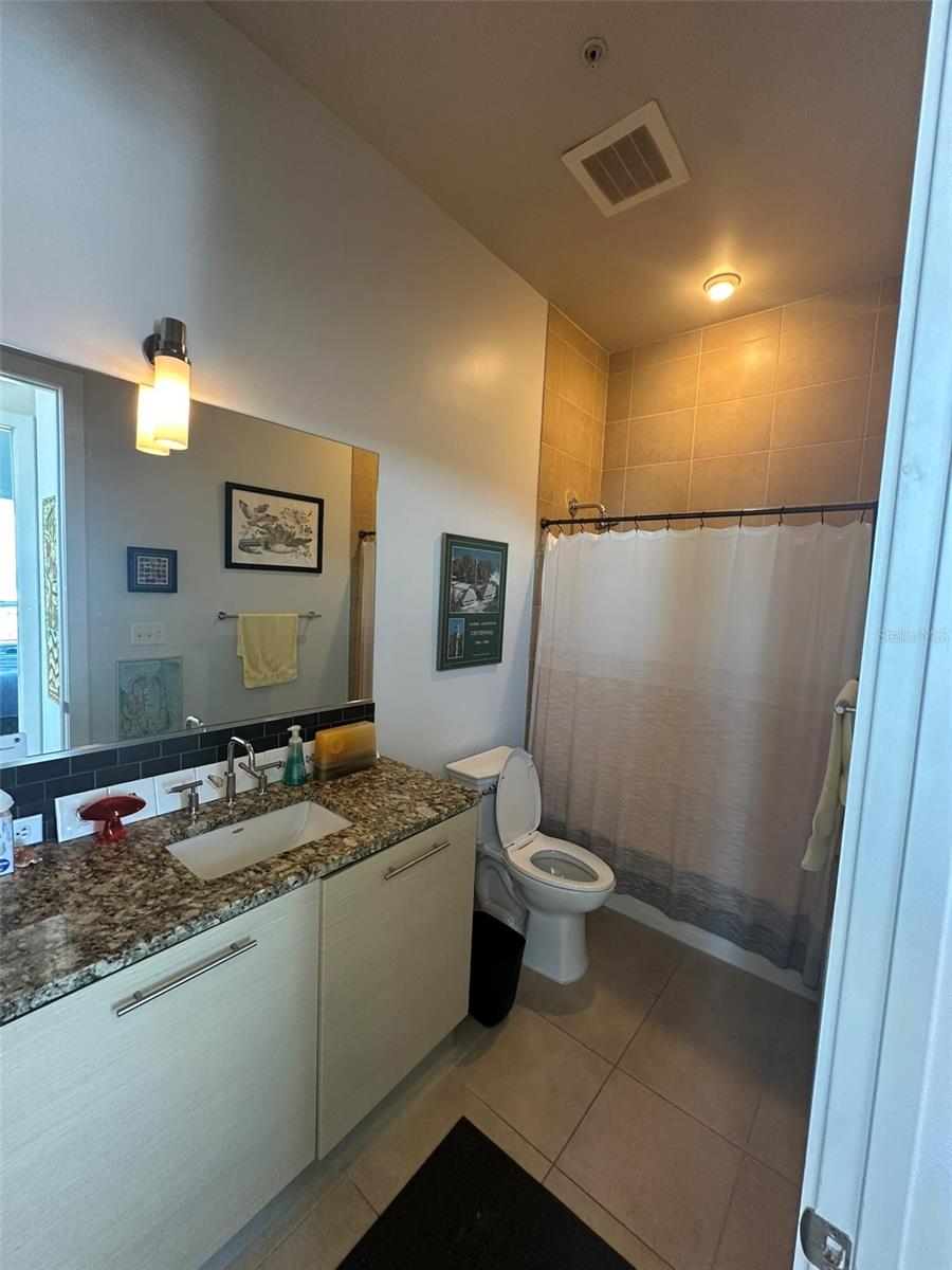 400 4TH AVE S #1207 — photo 37
