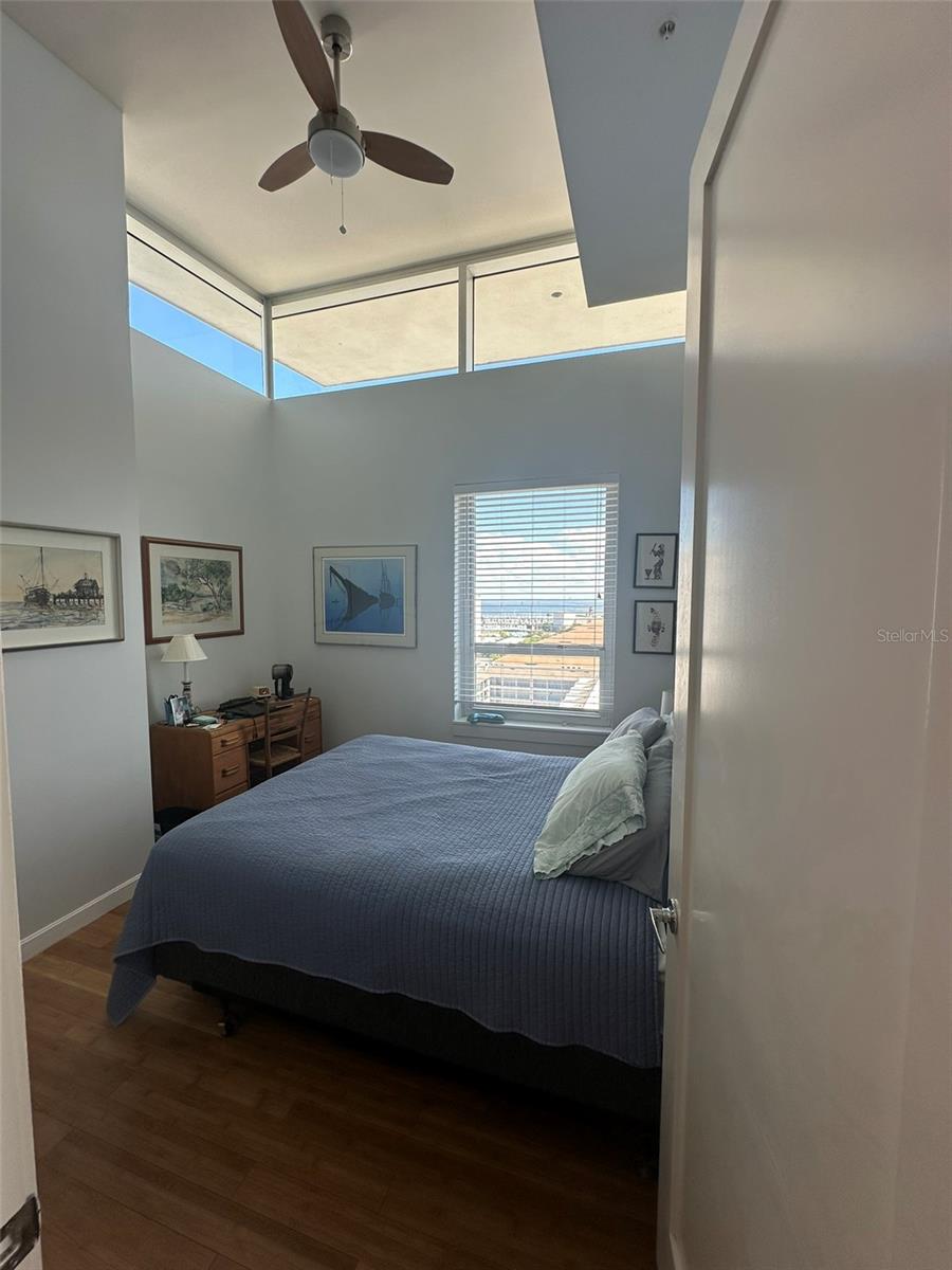 400 4TH AVE S #1207 — photo 36