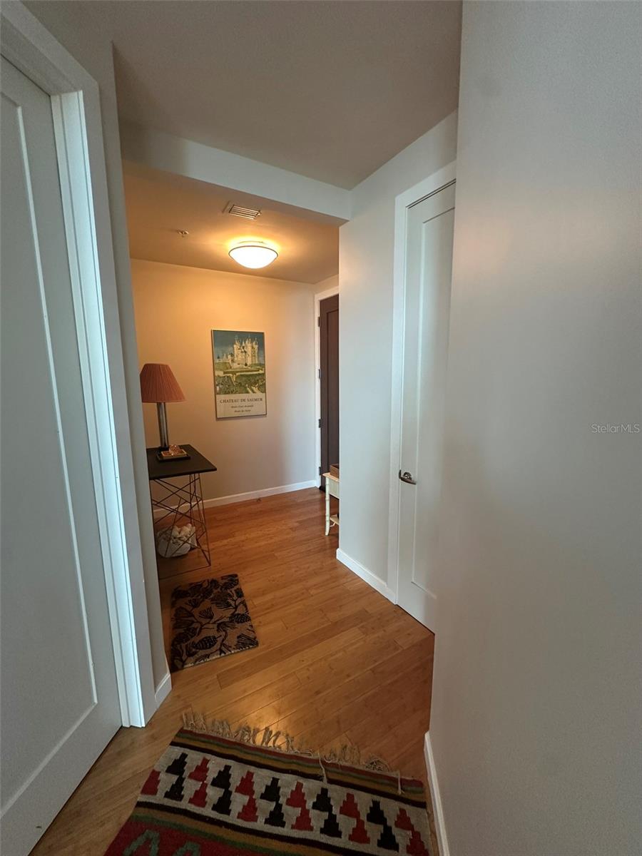 400 4TH AVE S #1207 — photo 12