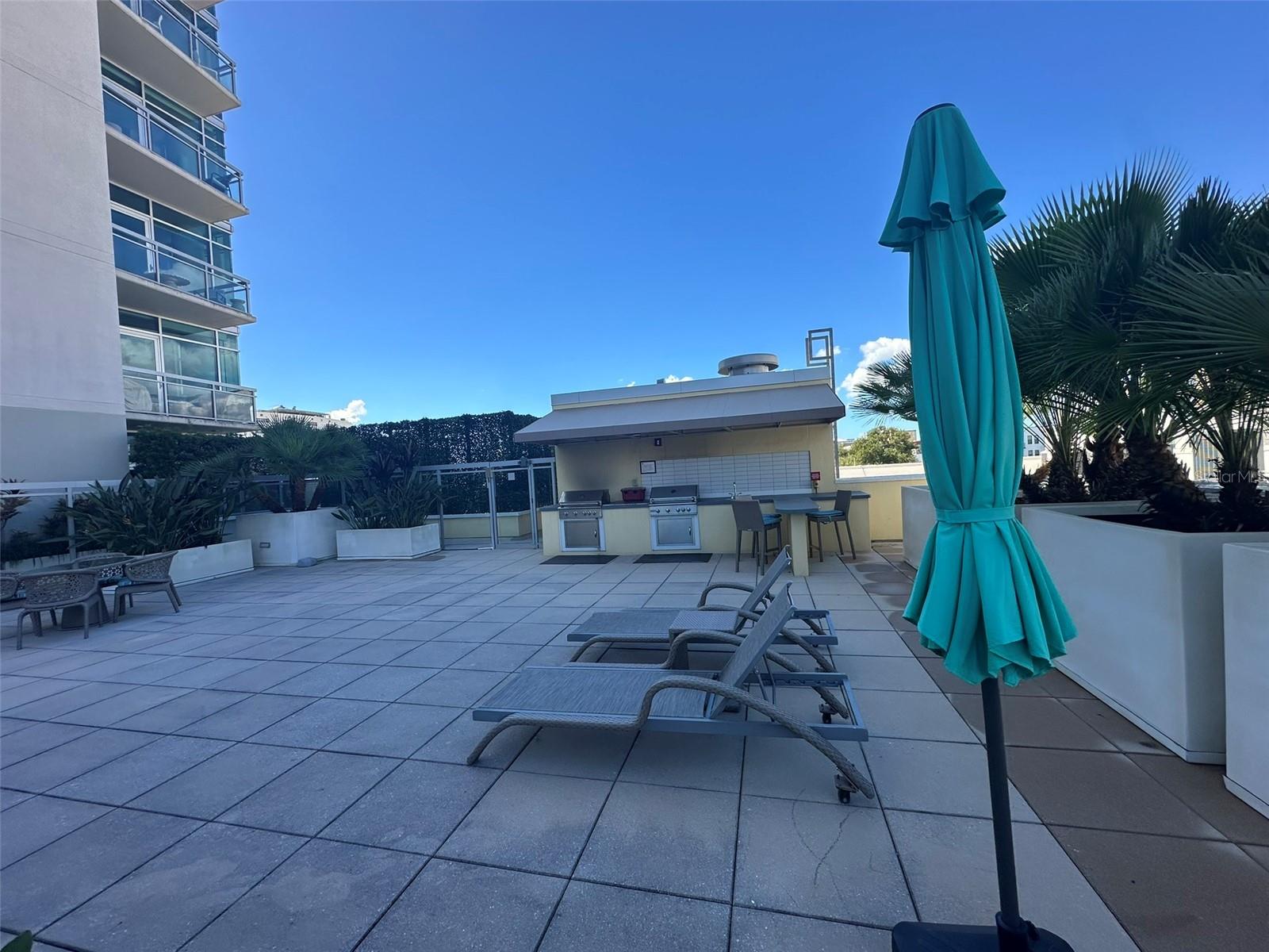 400 4TH AVE S #1207 — photo 51