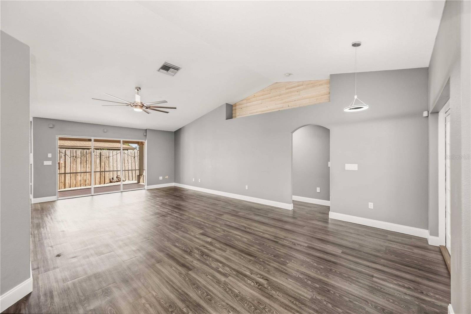 2671 SERPULA RD — photo 13