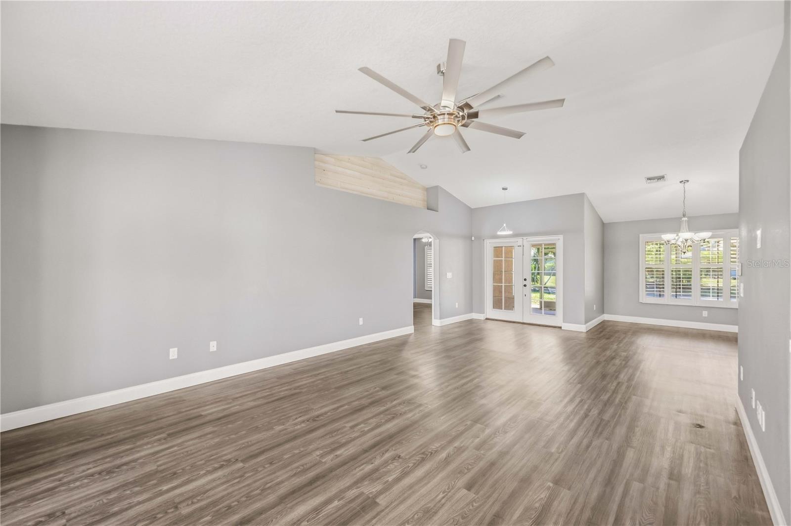 2671 SERPULA RD — photo 12