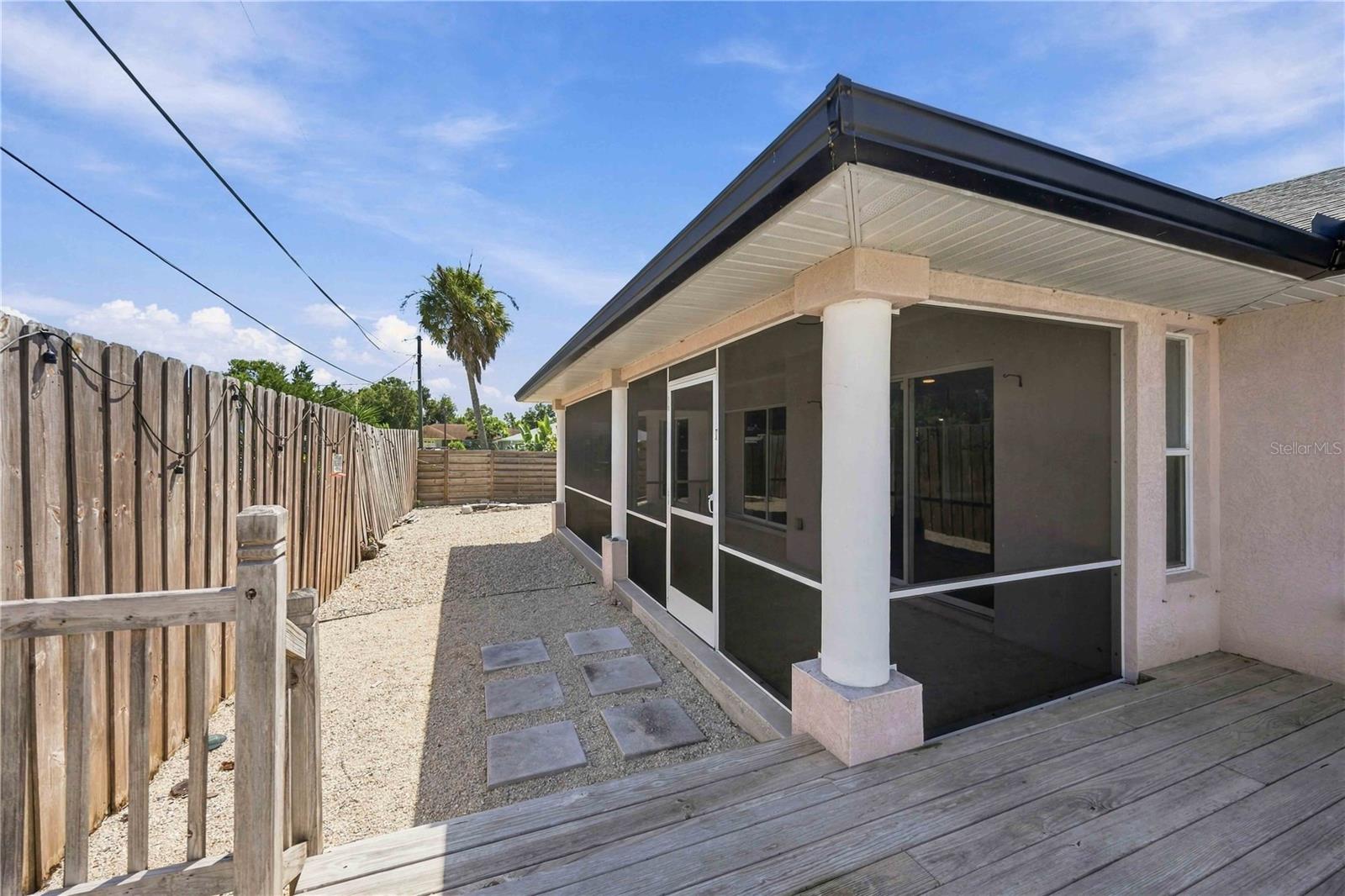 2671 SERPULA RD — photo 47