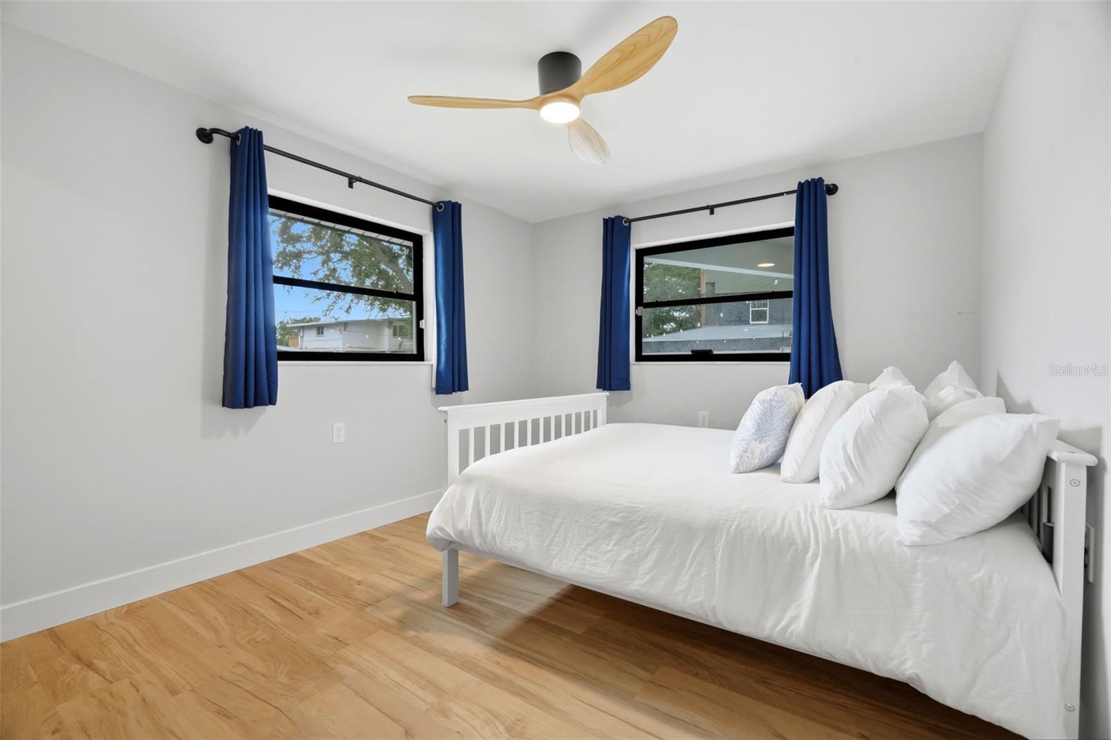 330 PATICA RD NE — photo 23
