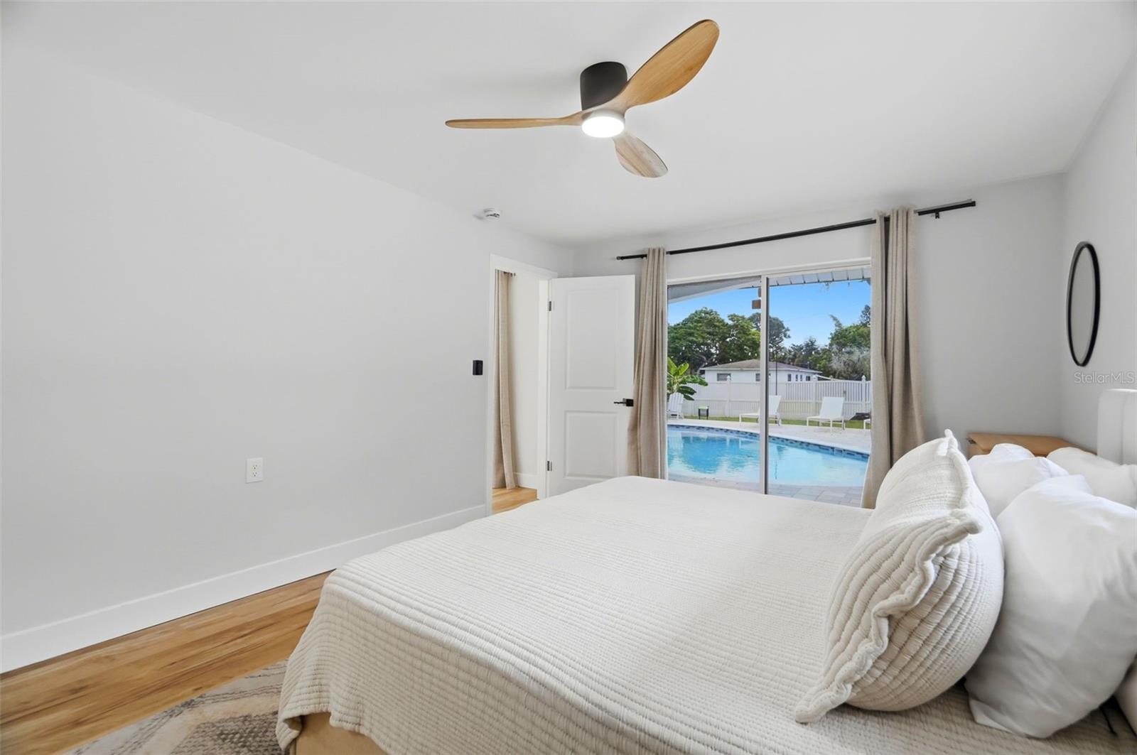 330 PATICA RD NE — photo 20