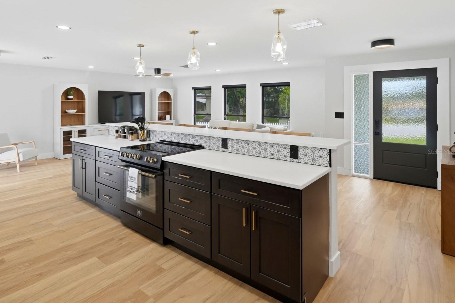 330 PATICA RD NE — photo 12