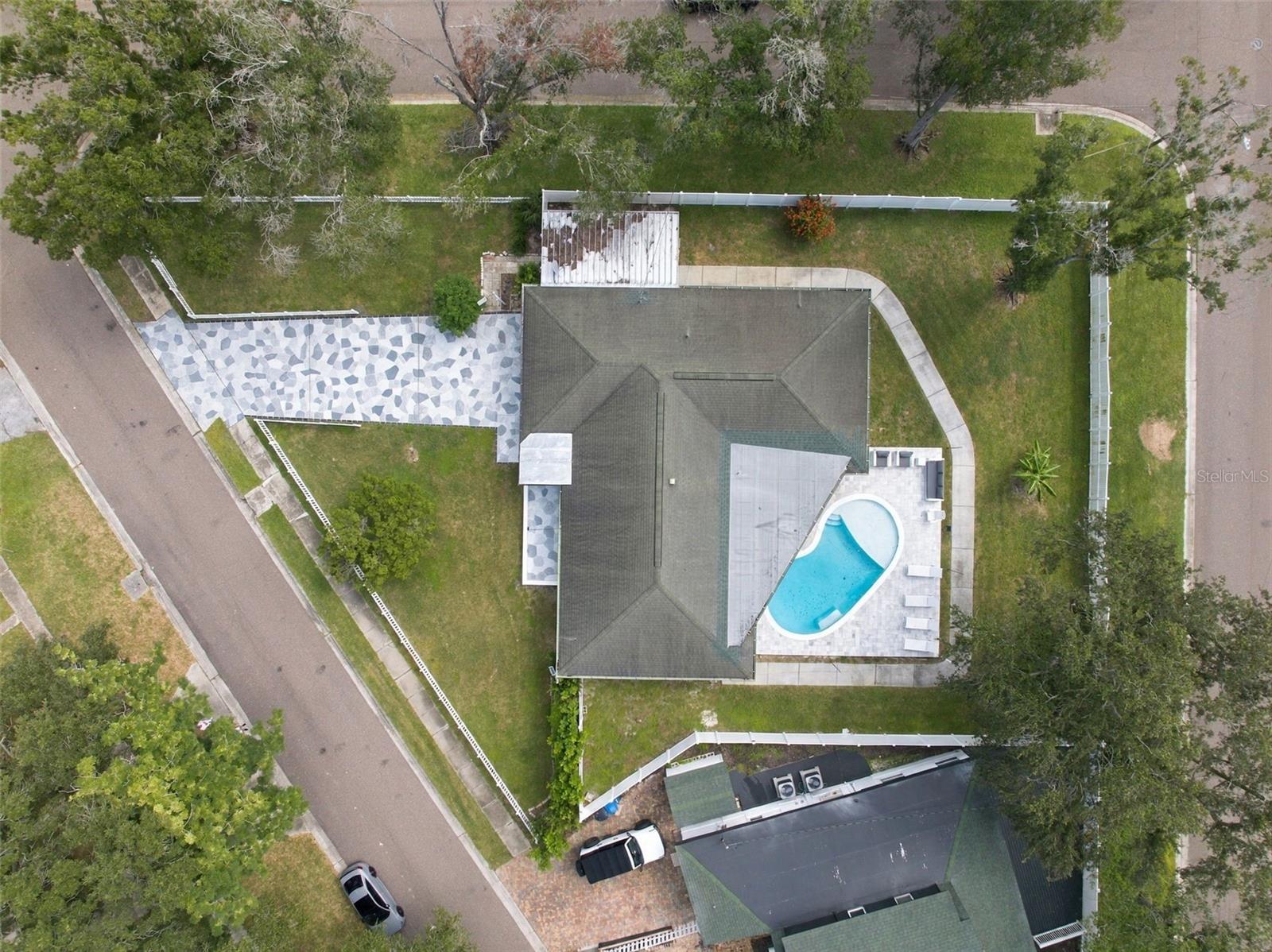 330 PATICA RD NE — photo 38
